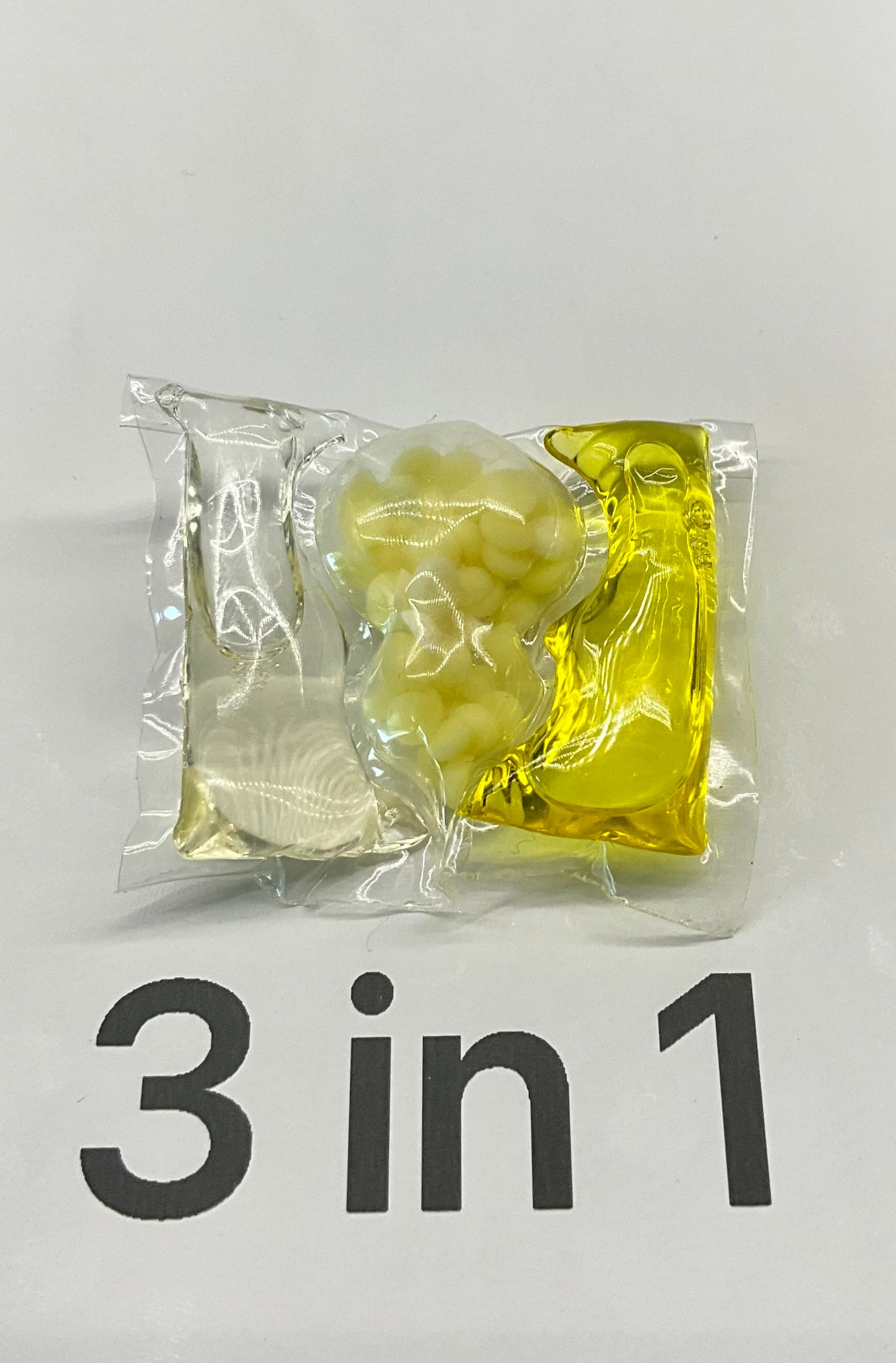 3 en 1 avec perles parfumées